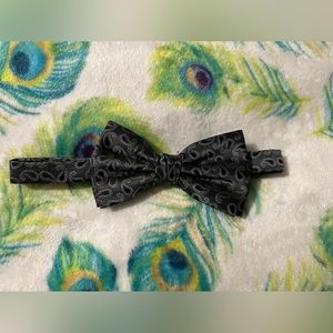 Concepts‎ bow tie